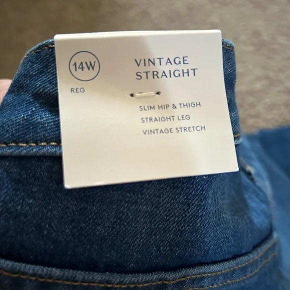NWT | Universal Threads Women’s Blue Vintage Straight Jeans 14W - Picture 4 of 4